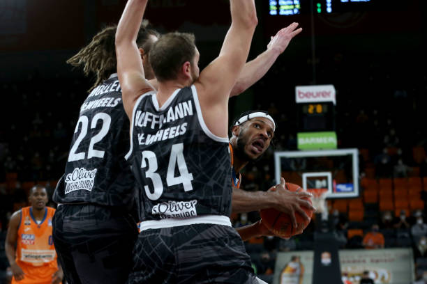 的舞台上 的舞台上